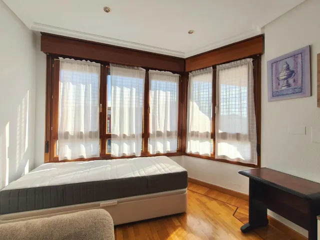 Vivienda  exterior actualizada de UN dormitorio en pleno centro de Palencia — 14