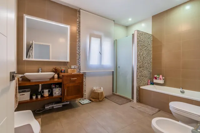 ESPECTACULAR CHALET EN CHICLANA — 35