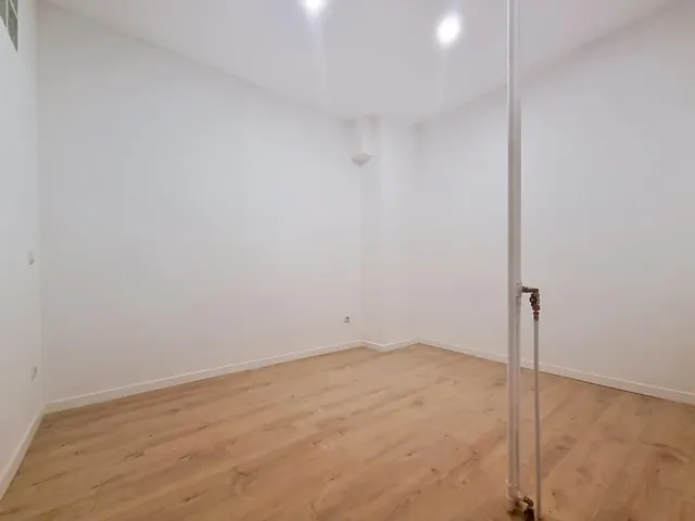 Alquiler de vivienda reformada de dos dormitorios en chamartín — 9
