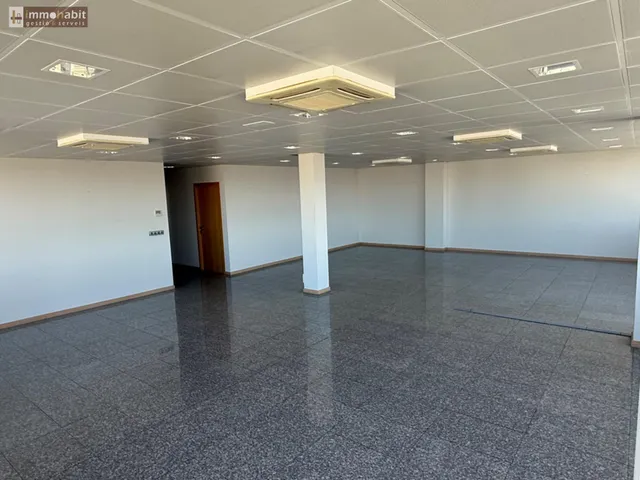 Oficina acabada en alquiler en Neoparc 1 Lleida — 7