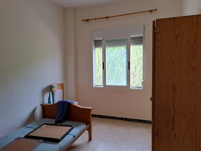 Casa de campo con gran parcela — 47
