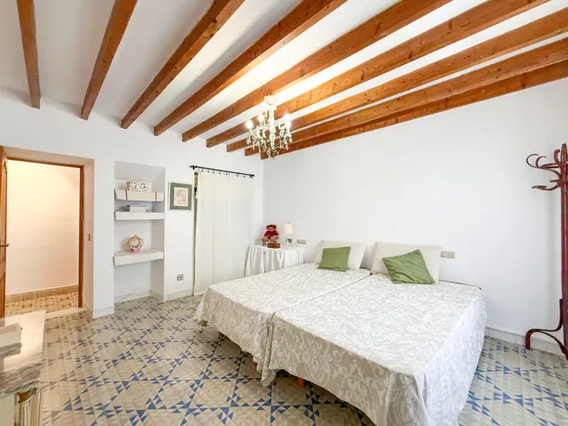 ESPECTACULAR CASA EN SELVA — 21