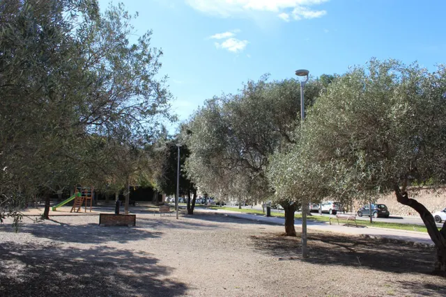 Chalet con 7 anegadas rodeado de naturaliza situado en Gandia zona Marxuquera — 22