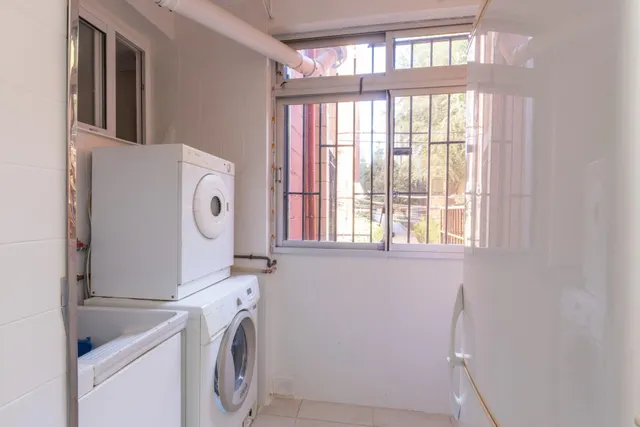 VENTA DE PISO EN EL BARRIO DE CASERIO DE MONTIJO DE 3 DORMITORIOS CON POSIBILIDAD DE 4 DORMITORIOS EN EDIFICIO CON ASCENSOR — 8