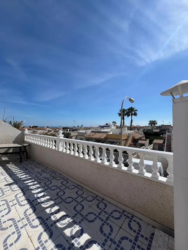 Precioso chalet en Los Altos en Torrevieja — 33