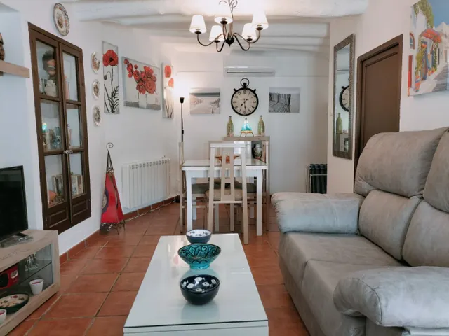 Preciosa casa en venta en Ugijar — 5