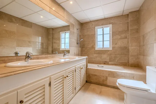 Chalet 4 habitaciones 276m² en venta - Sotogrande Costa — 18