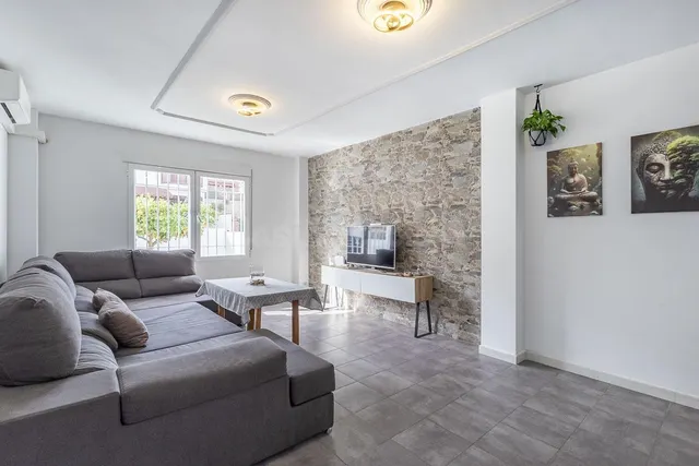 Casa en venta en Monachil (Granada) – Amplia, luminosa y con - foto 2