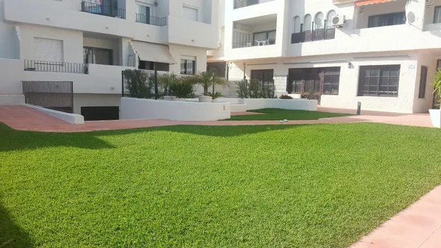 APARTAMENTO  EN ALQUILER EN EL CENTRO COMERCIAL VISTAHERMOSA — 7