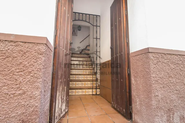 GRAN CASA EN EL CENTRO DE LA CIUDAD — 7