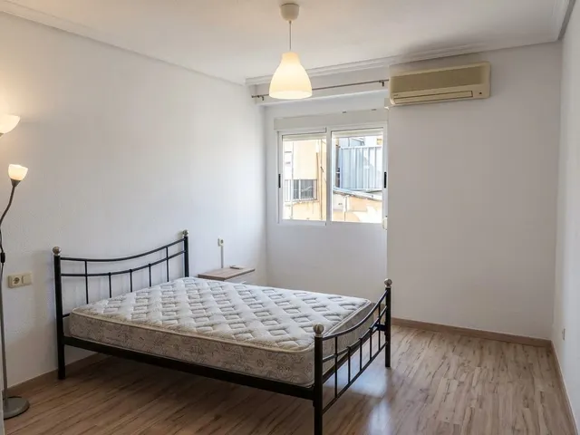 EASY RENT presenta esta acogedora vivienda situada en el barrio de Los Ángeles, — 9