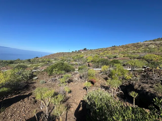 Venta de terreno rústico de 882 m2 de naturaleza, vistas inf - foto 3