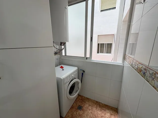 4 habitaciones y ascensor junto a la Avenida del Aeropuerto — 11