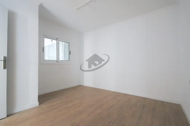 AMPLIA Y LUMINOSA VIVIENDA REFORMADA INTEGRAL CON BALCÓN Y ASCENSOR EN CERDANYOLA — 21