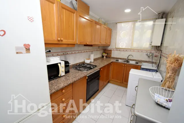 Acogedor apartamento con amplia terraza y plaza de garaje junto a la playa Almadraba — 8