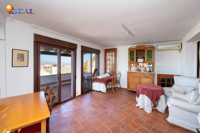 Carmen en Realejo, junto Campo de Principe — 43