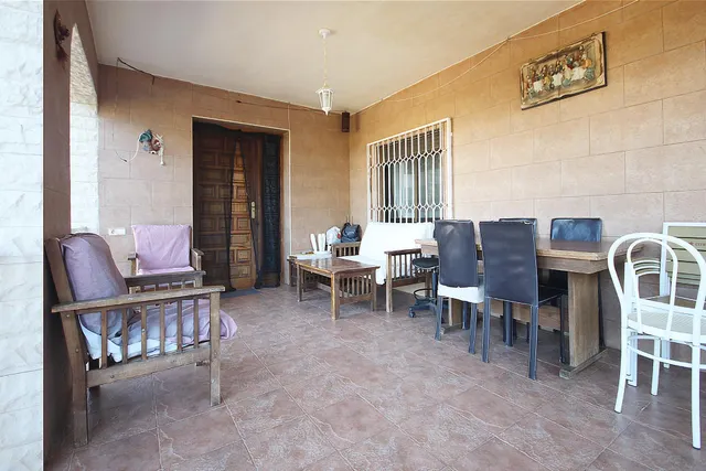 AMPLIO CHALET INDEPENDIENTE EN VENTA EN SIERRA PERENCHIZA — 41