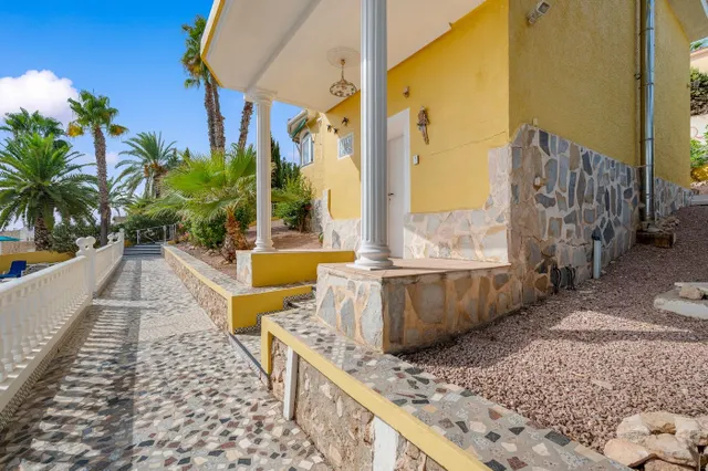 Villa 2 habitaciones 132m² en venta - Centro de la Ciudad Quesada — 36