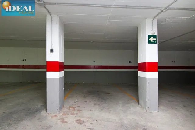 A5931J6. Aparcamiento. www.idealhouse.es — 10