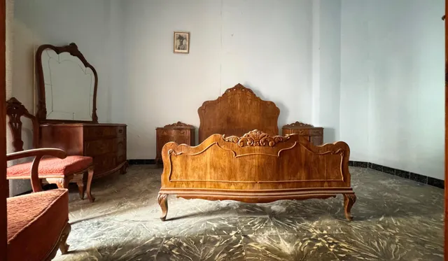 Casa de pueblo con gran potencial en el centro de Pego — 18