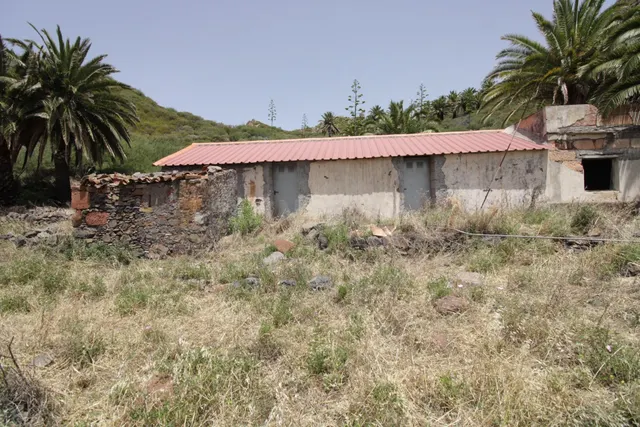 Venta de Terreno de 6,554 m2 con Vivienda en La Gomera Vegai