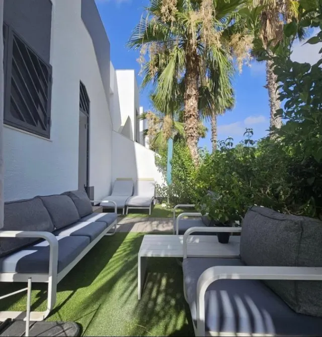 Apartamento 2 habitaciones 84m² en venta - Urbanizaciones — 17