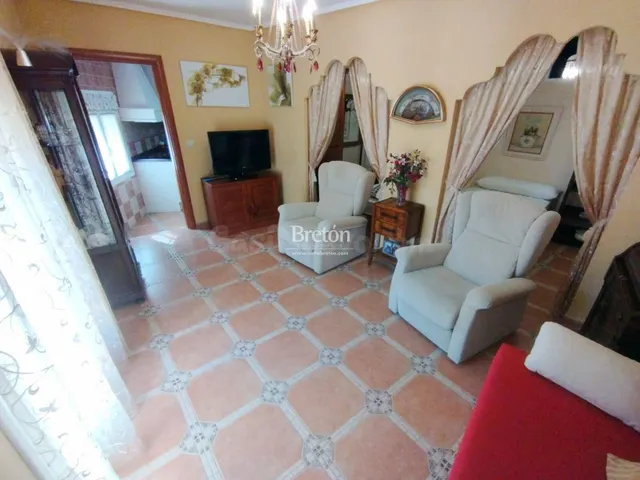 Estupenda casa en Aguarón, Comarca de Cariñena. - foto 4