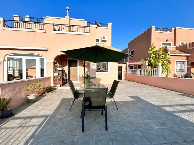 Moderna Villa Pareada en La Herrada, Los Montesinos - foto 2