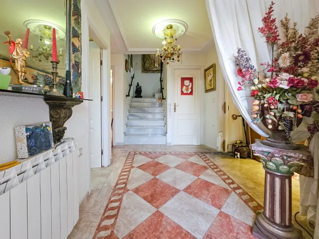¡Descubre la Exclusividad y el Lujo Mediterráneo en Esta Impresionante Villa en Esquina - Torrevieja — 35