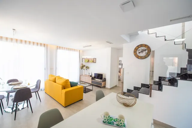 Chalet en los Montesinos — 10