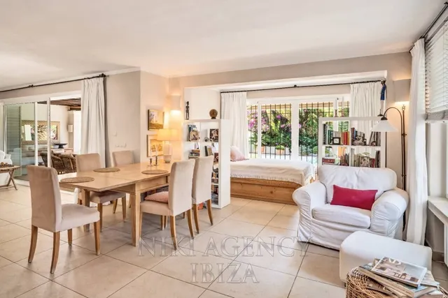 Casa-Chalet en Venta en Santa Eularia Des Riu Baleares — 9