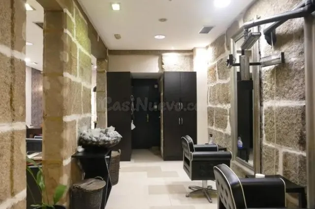 Estupendo local comercial en el centro de Ourense - foto 4