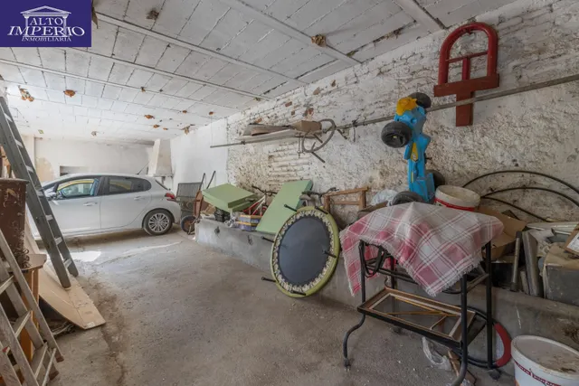 EXCEPCIONAL OPORTUNIDAD EN PLENO CENTRO DE HUÉTOR VEGA — 14