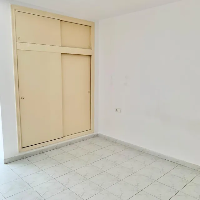 Amplio Apartamento en Albir con Terraza y Piscina a Pocos Pasos del Mar — 12