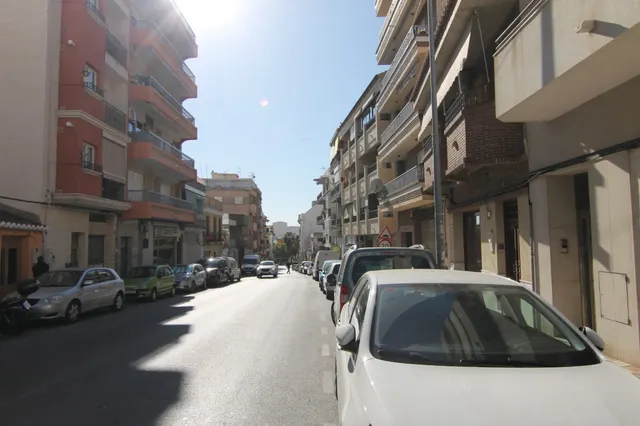 LOCAL CALLE CRUCES — 4