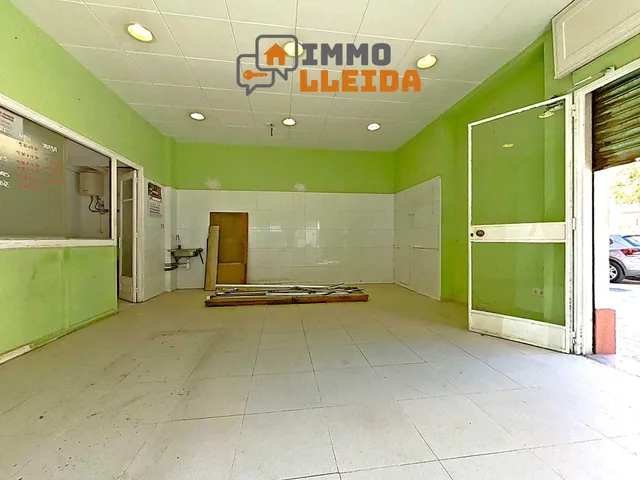 OPORTUNIDAD Local céntrico en Balaguer — 17