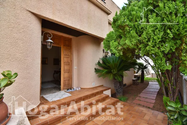 CHALET CON TERRAZA, GARAJE Y BARBACOA EN LA PLAYA DE GANDÍA — 42