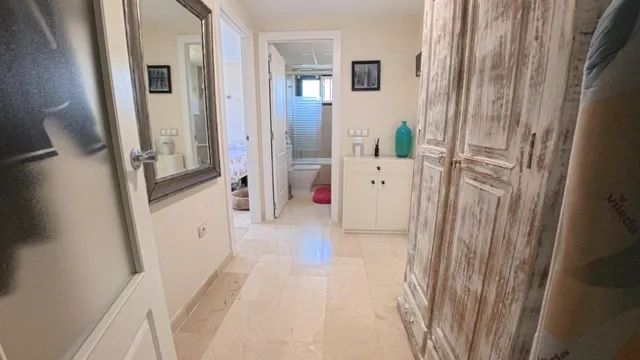 Apartamento de planta baja de esquina con 2 dormitorios con jardin y vistas parciales al mar — 23