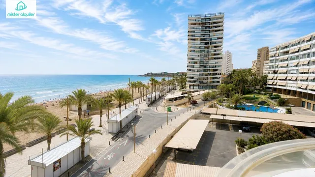 EXCLUSIVA VIVIENDA EN PRIMERA LÍNEA DE LA PLAYA DE SAN JUAN, CON JACUZZI Y VISTAS FRONTALES AL MAR — 35