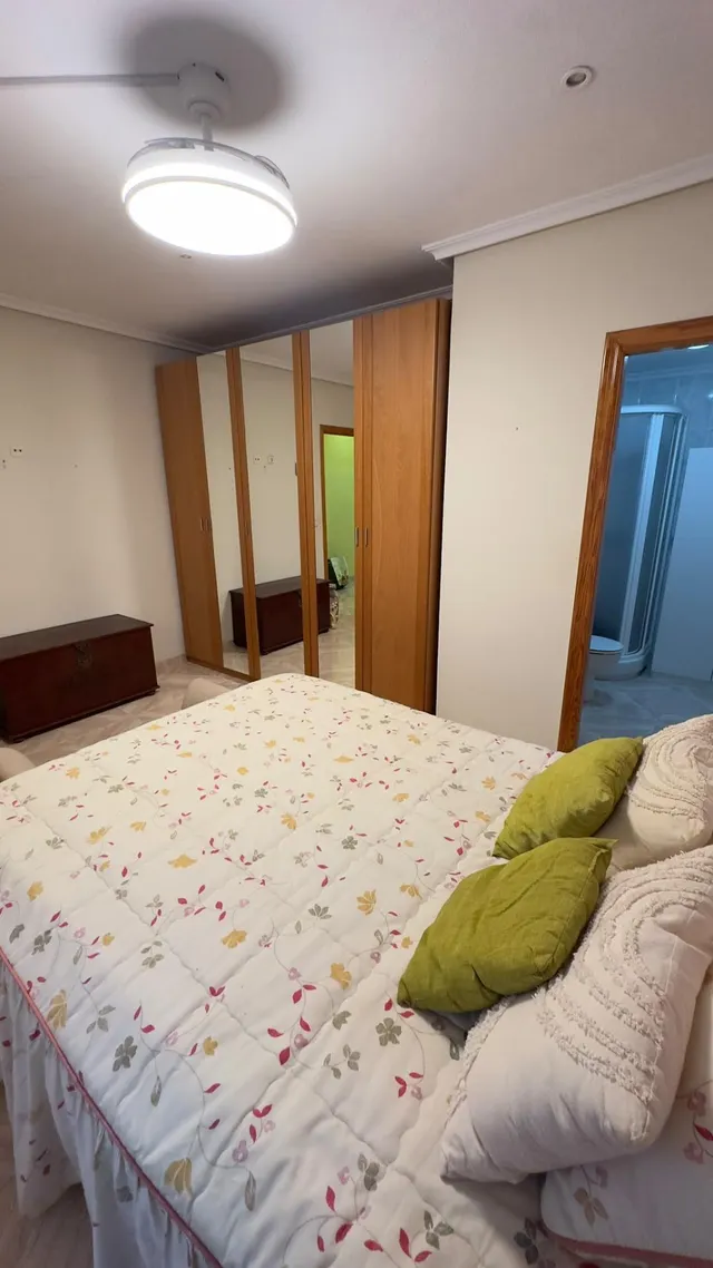 ¡alquiler larga temporada! apartamento 3 dormitorios en el centro de Torrevieja — 25