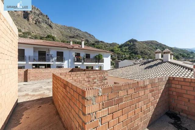 EDIFICIO en Güejar Sierra — 8