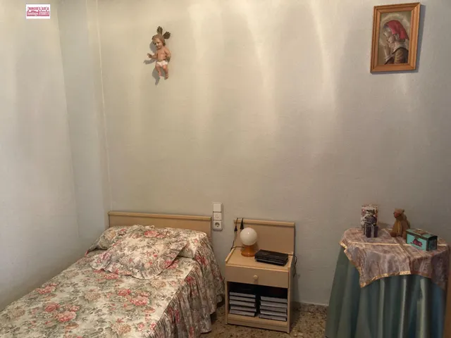 VENTA DE EDIFICIO FAMILIAR EN BENIFAIO (VALENCIA) — 18