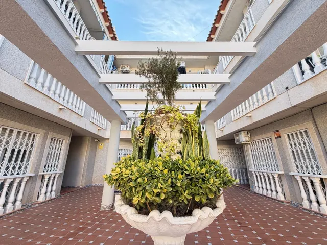 Apartamento 1 habitación 44m² en venta - Habaneras — 35