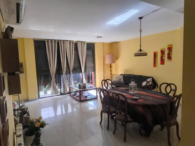 Impresionante Triplex Reformado en el Corazón de Pineda de M - foto 2