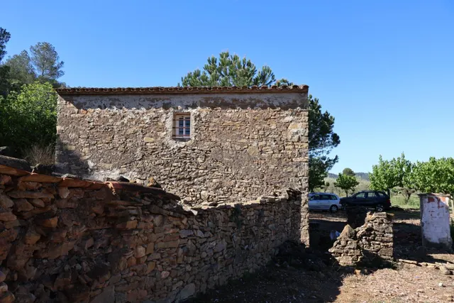MASIA EN VILAFAMES CON TERRENO — 38