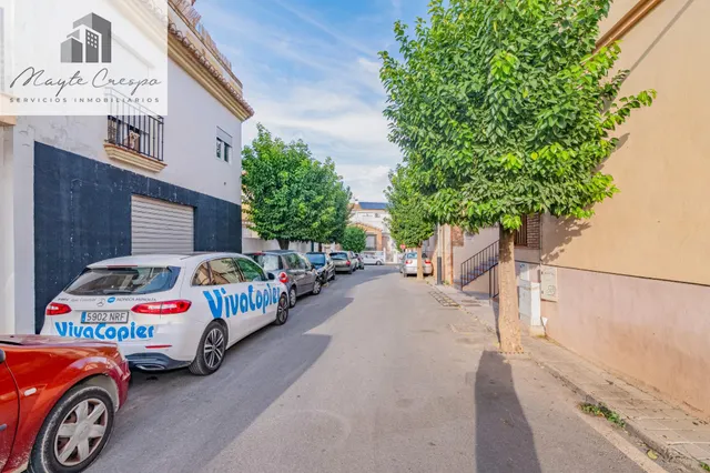 OPORTUNIDAD EN VENTA DE CASA ADOSADA DE 3 DORMITORIOS EN VEGAS DEL GENIL — 44