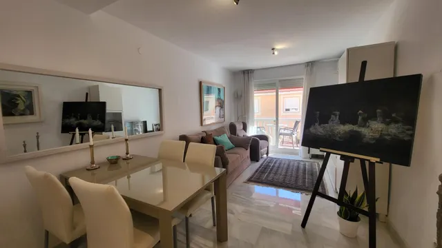 Piso en el centro de San Pedro Alcantara de 2 habitaciones y 2 baños, REFORMADO Y CON GARAJE — 20