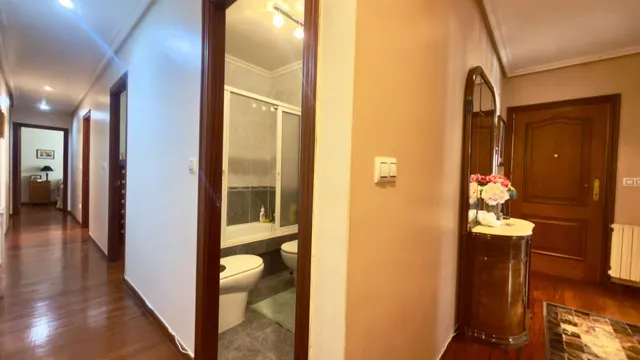 Piso en Venta - Centro de Orense 3 habitaciones 2 baños y ascensor — 15