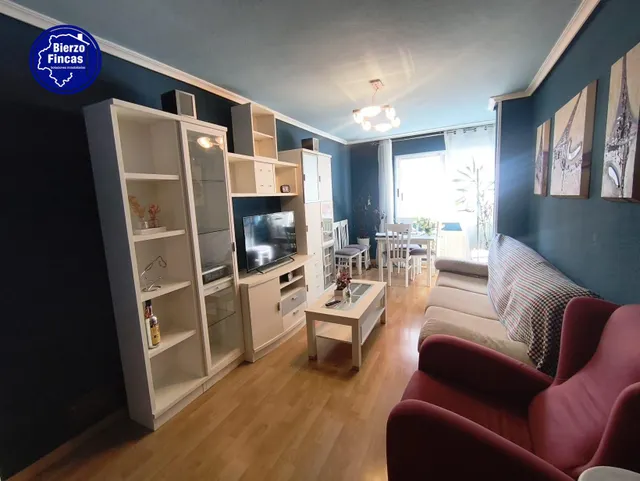 SE VENDE VIVIENDA EN TROBAJO DEL CAMINO, LEÓN - foto 4