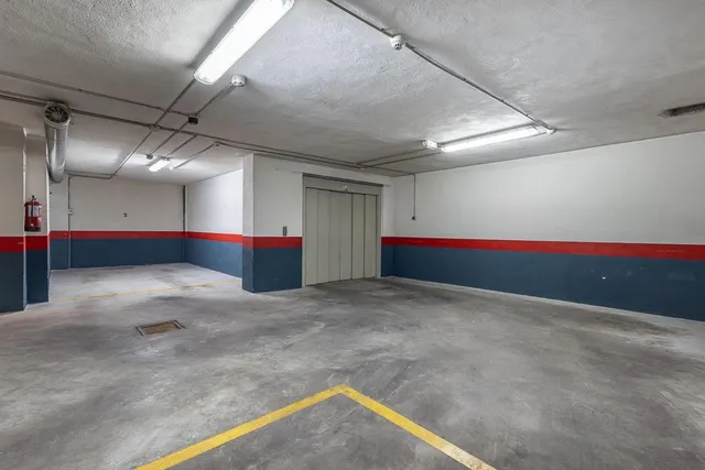 Ático dúplex junto Alhamar con 2 garajes y 2 trasteros — 26
